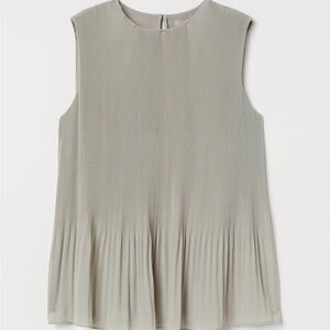 H&M Sage Green Pleated Sleeveless Top